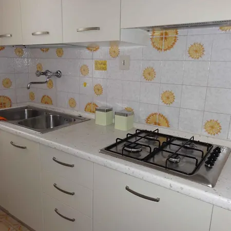 In 35834 Apartment *